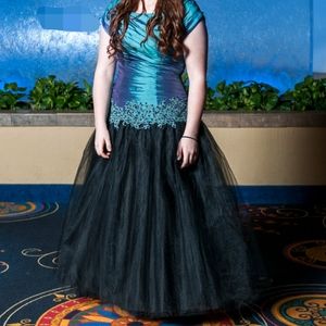 Prom/quinceanera/sweet 16 ball gown floor length